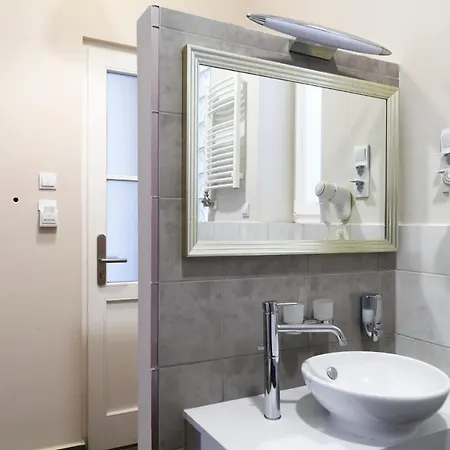 House Octogon Aparthotel 3*