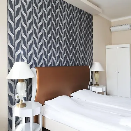 Aparthotel House Octogon