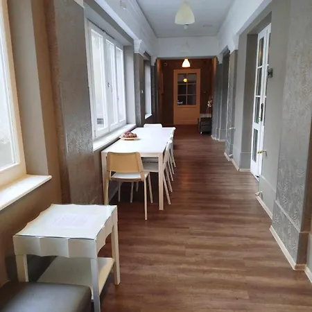 Aparthotel House Octogon 3*