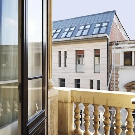 House Octogon Lejlighedshotel 3*