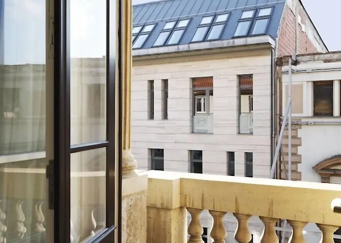 House Octogon Hotel apartamentowy 4*