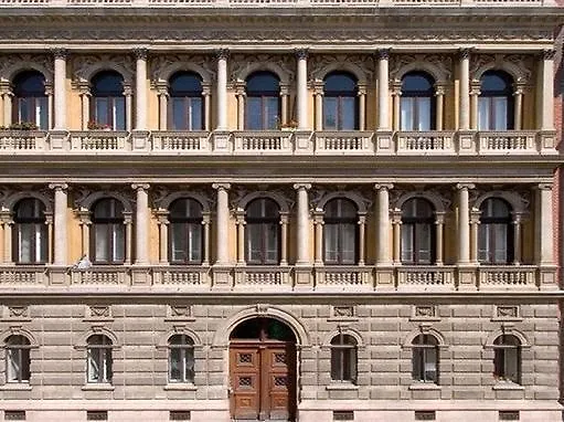 House Octogon Budapeszt