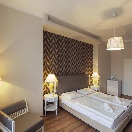 House Octogon Aparthotel 3*